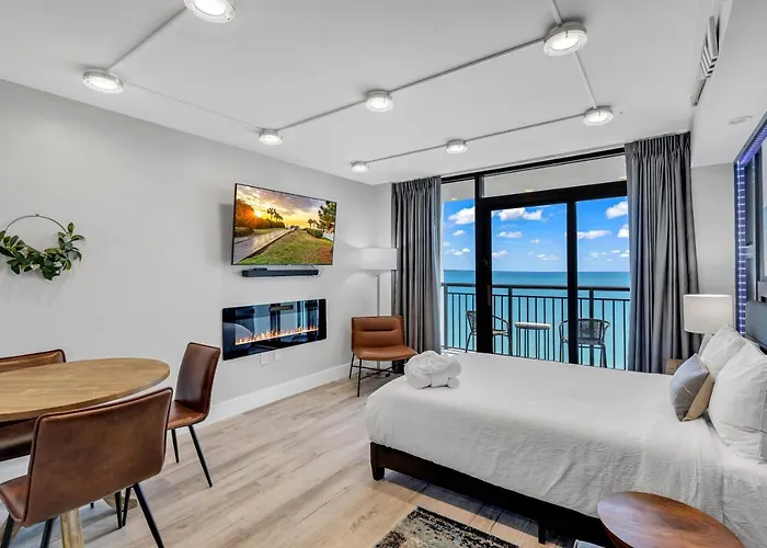 Breakers Tower 1Br Oceanfront Condo